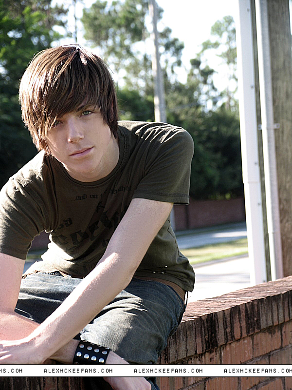 Keywords: Alex McKee;2005;Photoshoot